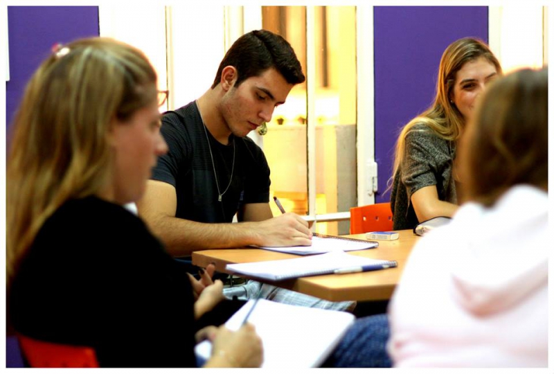 Cursos de Espanhol Imagem 3